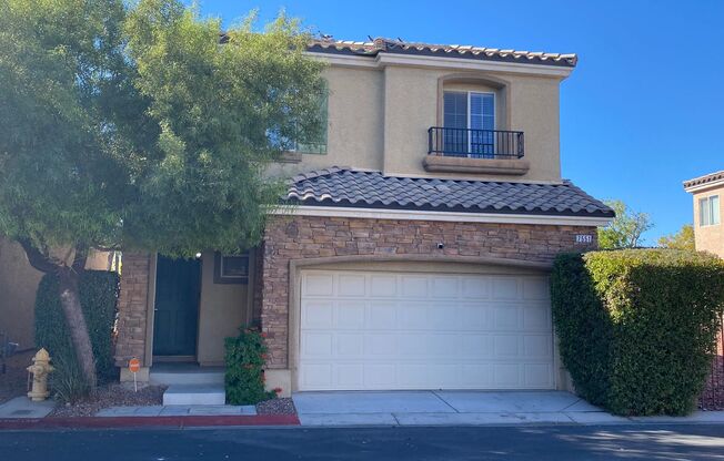 Wonderful 4 bed/2.5 bath home located in the NW area of Las Vegas