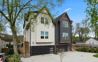 Contemporary New Build- ready for immediate move in!