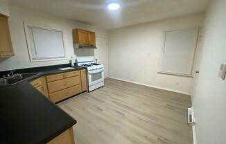 2 beds, 1 bath, $1,000