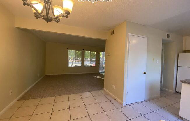 3 beds, 1.5 baths, $2,000, Unit Unit B