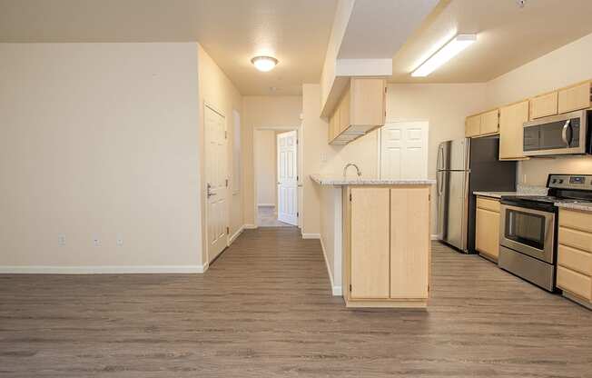 Stoneridge Vacant Hallway