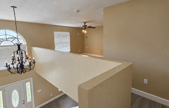 4 beds, 3.5 baths, $2,800