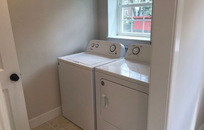 2 beds, 1.5 baths, $2,800
