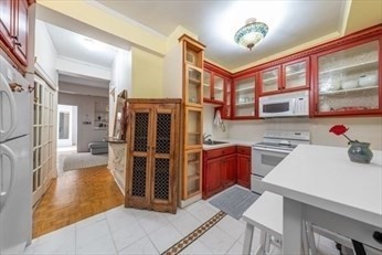 21 Beacon St