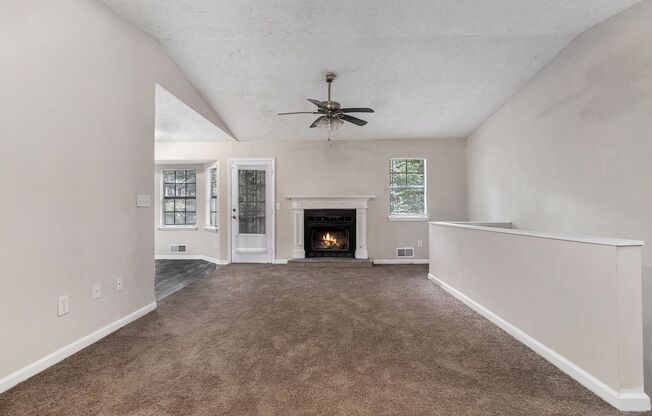 3 bdrm, 2 bath in Stone Mountain