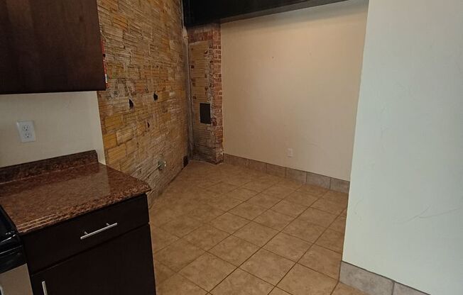 1 bed, 1 bath, $1,145, Unit # 203