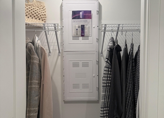 Studio, 1 bath, $1,575, Unit 519