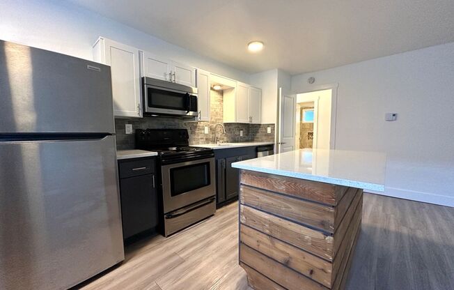 1 bed, 1 bath, 550 sqft, $1,295, Unit 40