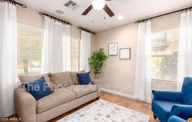 3293 E FANDANGO DR