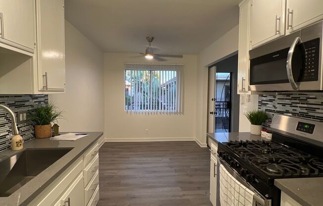 2 beds, 1 bath, 1,100 sqft, $2,475, Unit 241-39