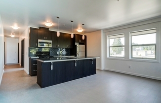 2 beds, 2 baths, 983 sqft, $2,129, Unit 404