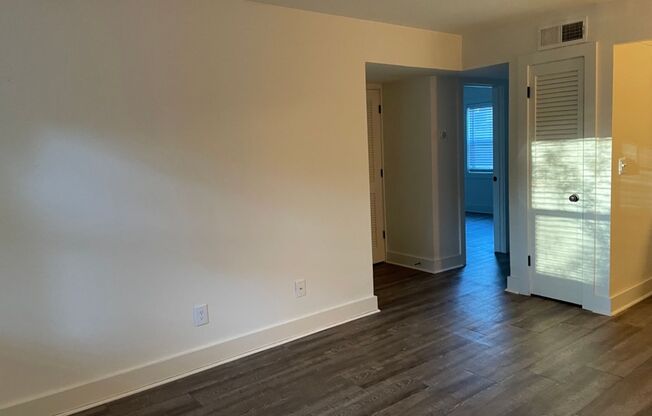 2 beds, 1 bath, 637 sqft, $1,500, Unit 212-C09