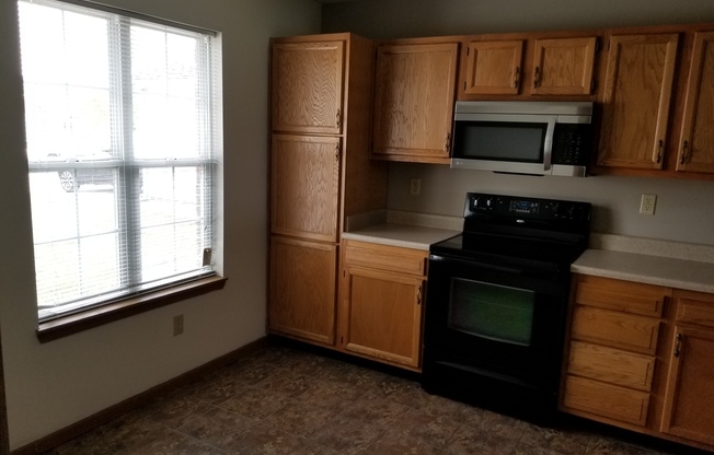 3 beds, 2 baths, $1,850