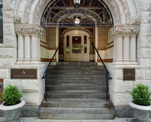 2 beds, 2 baths, 1,027 sqft, $5,200, Unit 201