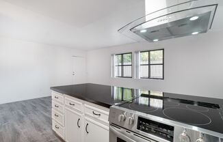 2 beds, 1 bath, $2,600, Unit 1