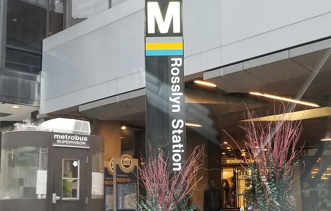 1 bed, 1 bath, 550 sqft, $1,750, Unit WQUINN-13