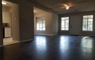 1105 N SYLVANIA AVE