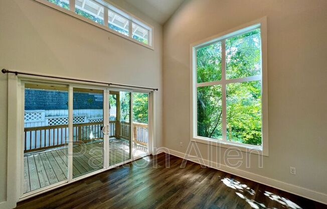 53 10 RIVERVIEW DR