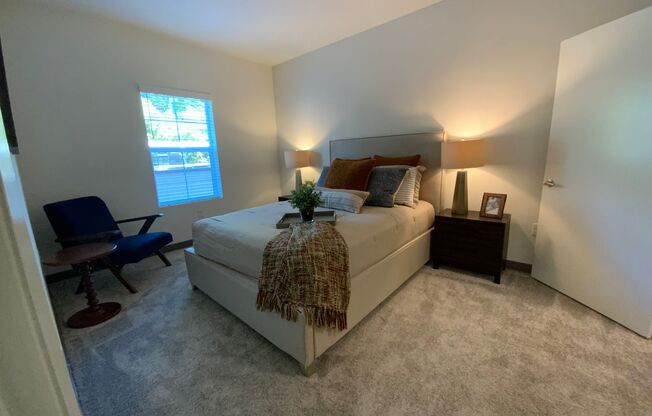 2 beds, 1 bath, 822 sqft, $2,260, Unit 209