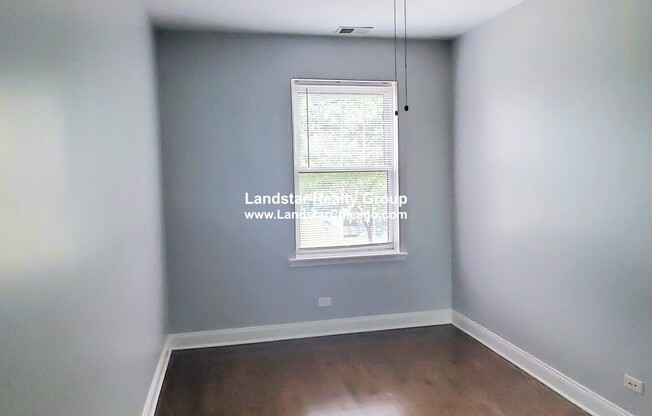 4454 N Sheridan Rd 3