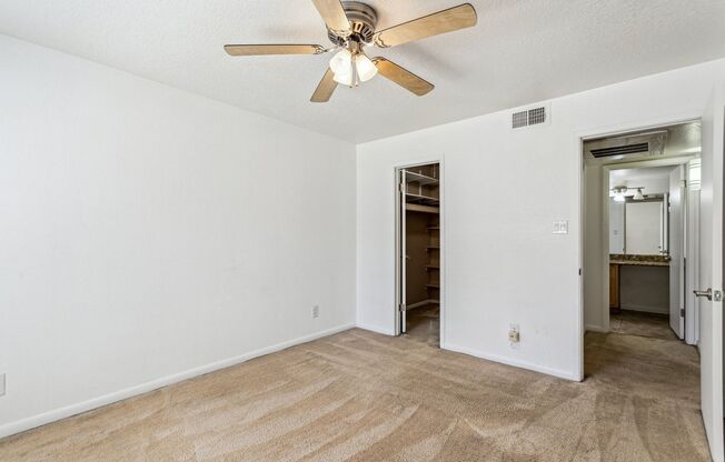 2 beds, 2 baths, $1,395, Unit #1043