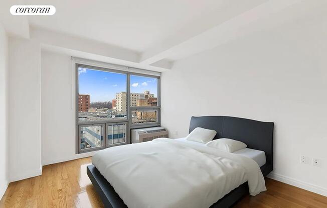 3 beds, 2.5 baths, 1,595 sqft, $6,250, Unit PH2B