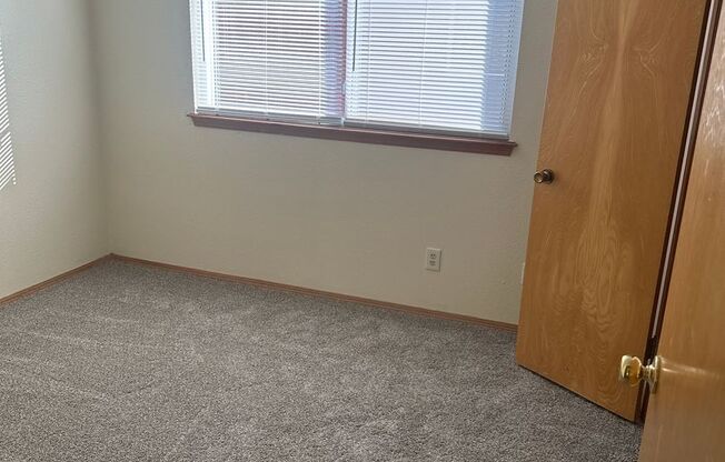 Country Grove Apartments