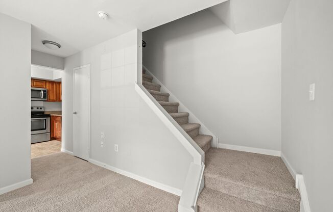 2 beds, 1.5 baths, 1,020 sqft, $2,105, Unit D13