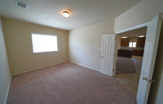 4 beds, 2.5 baths, $1,995