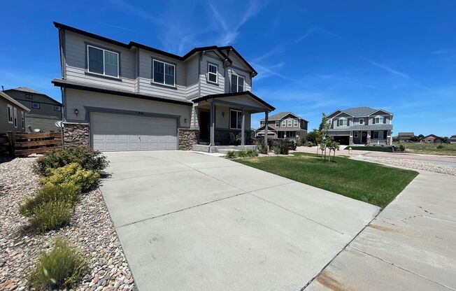 Spacious Charmer in sought after Meridian Ranch community- 2 houses from park