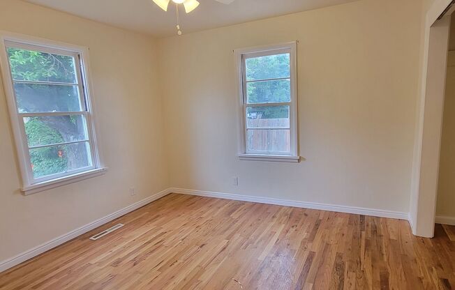 3 beds, 1 bath, $1,495