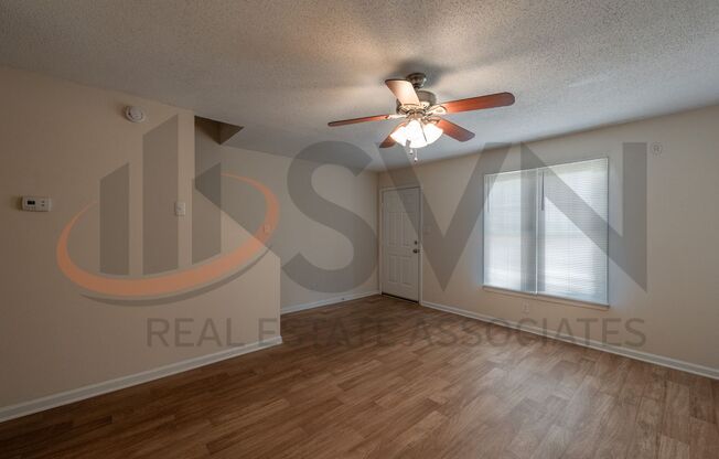 Cozy 2 BR, 1.5 BA Townhome In North Durham Crystal Pines Community