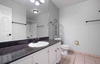 bathroom with single vanity