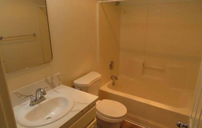 3 beds, 2 baths, $3,450, Unit # 95