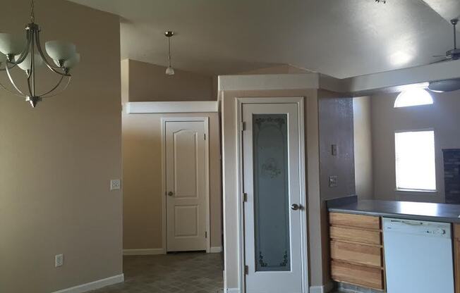 3 beds, 2 baths, $1,885