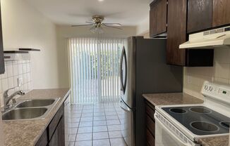 2 beds, 1 bath, $2,695