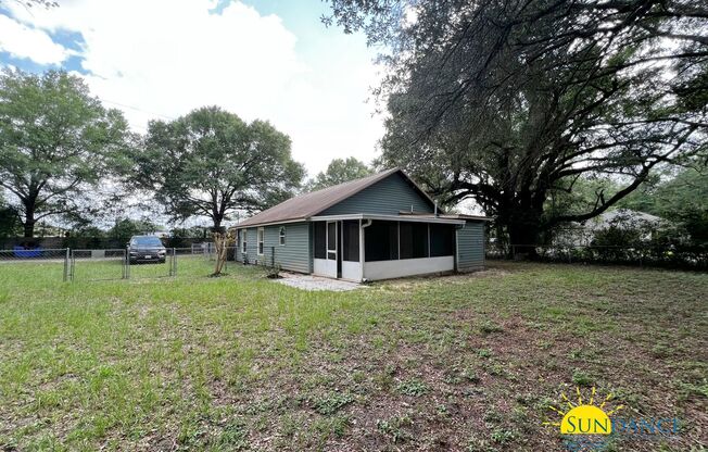 3 beds, 1 bath, $1,650