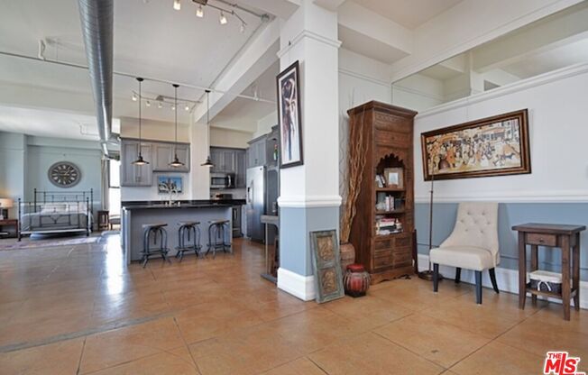 1 bed, 1 bath, 1,200 sqft, $3,300, Unit 806