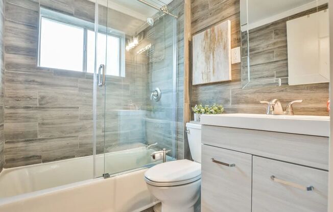 1 bed, 1 bath, 700 sqft, $1,395, Unit 3
