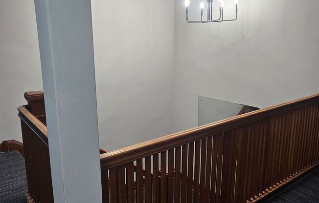 Washington Blvd Fully Renovated 1-2 Bed Apartment Homes