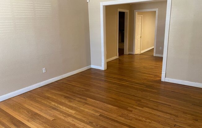 Pre-Leasing 3 bed 2 bath Move In Ready! Close to Texas Tech!!