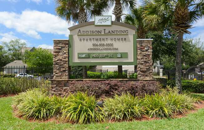 Addison Landing Monument Sign