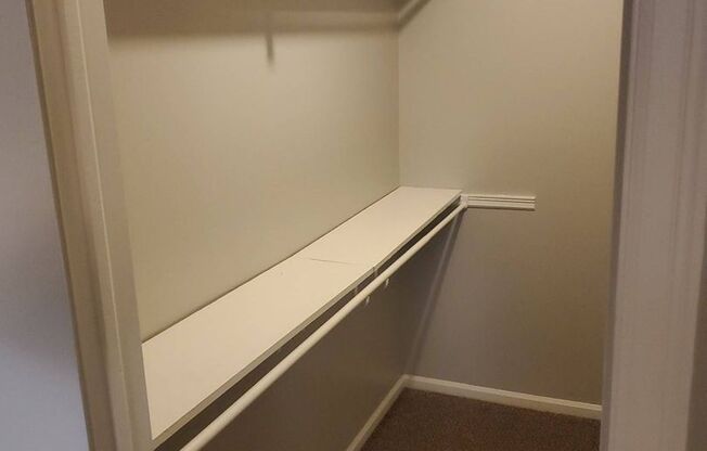 1 bed, 1 bath, 695 sqft, $755, Unit 7810-207