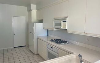 2 beds, 2 baths, $3,550