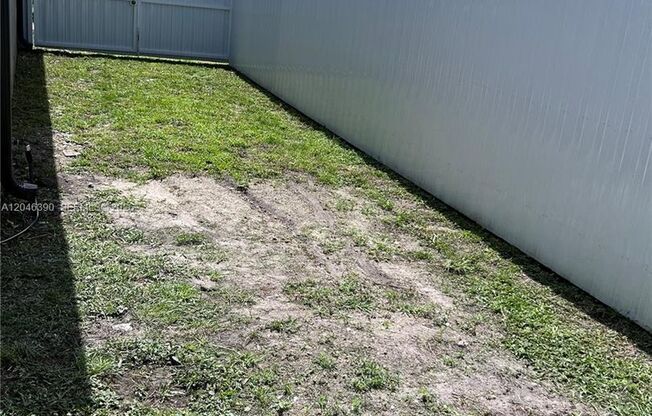 600 N 70TH TER #600 HOLLYWOOD, FL 33024