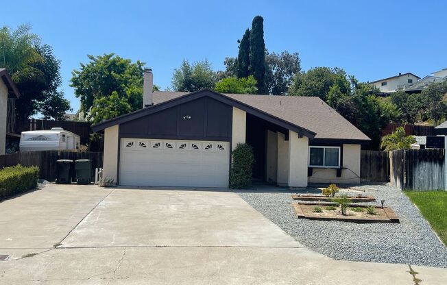4 bedrooms 2.5 house in Chula Vista.