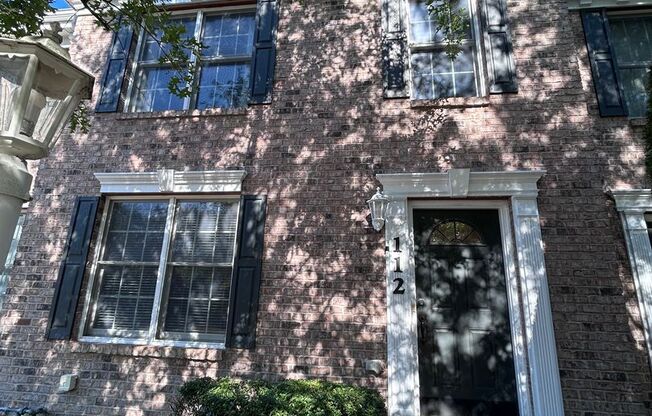 1 114 CASTLEVIEW DR