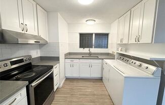 3 beds, 2 baths, $2,685, Unit # 201