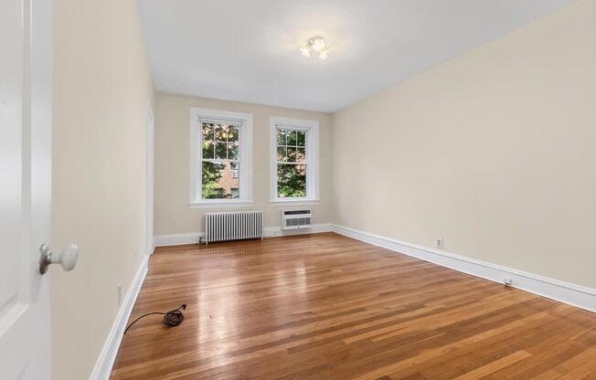 2 beds, 2 baths, 1,350 sqft, $4,000, Unit 1