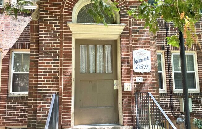 Arboretum Arms Apartments